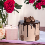 Load image into Gallery viewer, Chocolate Drip Cake