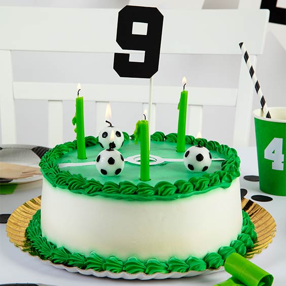 Football theme cake 7