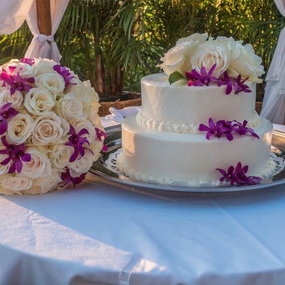 FRESH FLOWERS CAKE 4