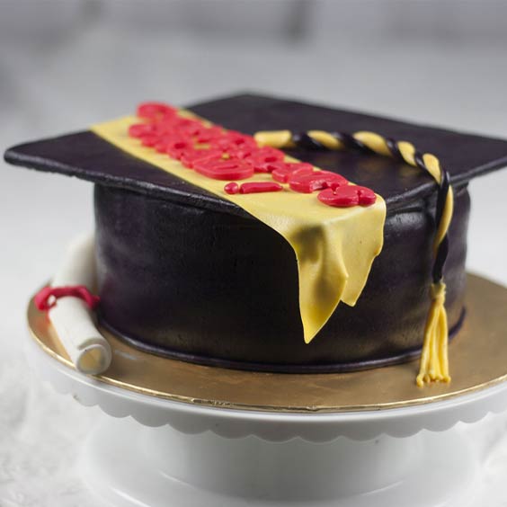 GRADUATION CAKES 2