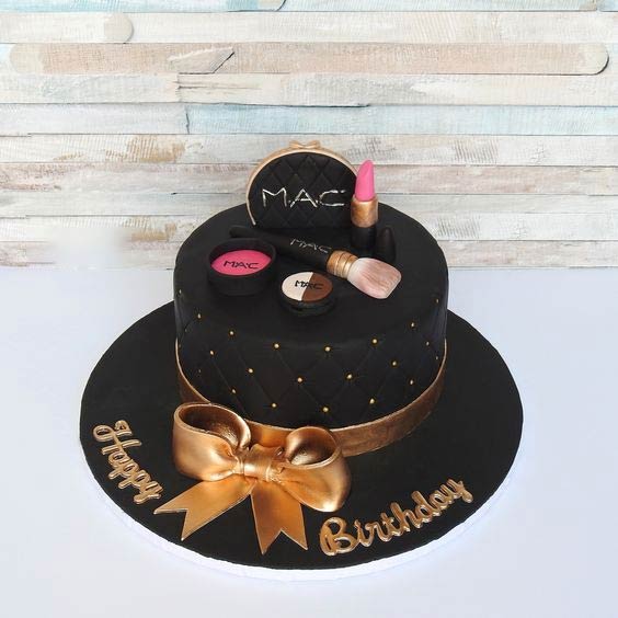 MAKEUP THEME CAKE 11